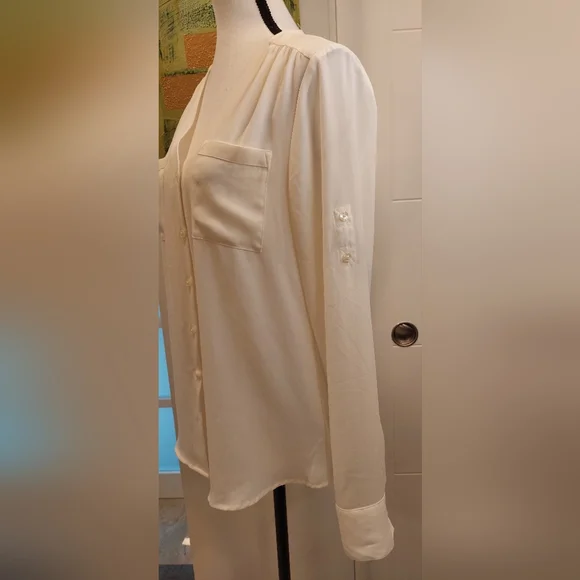 Express Cream Button Down Shirt - Picture 4 of 8